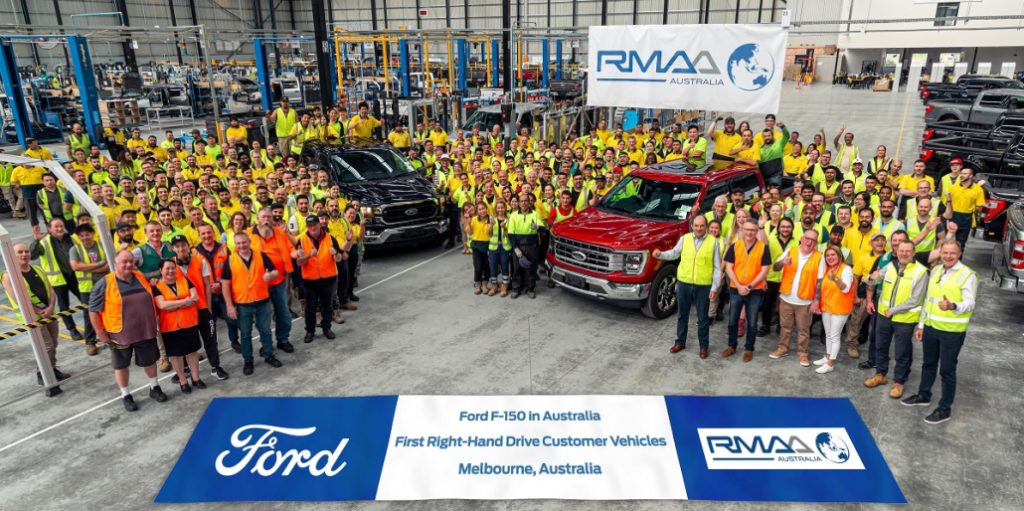 รถฟอร์ด F-150 พวงมาลัยขวา ผ่านการผลิตขึ้นใหม่โดย RMA Automotive Australia ให้กับ ฟอร์ด ประเทศออสเตรเลีย